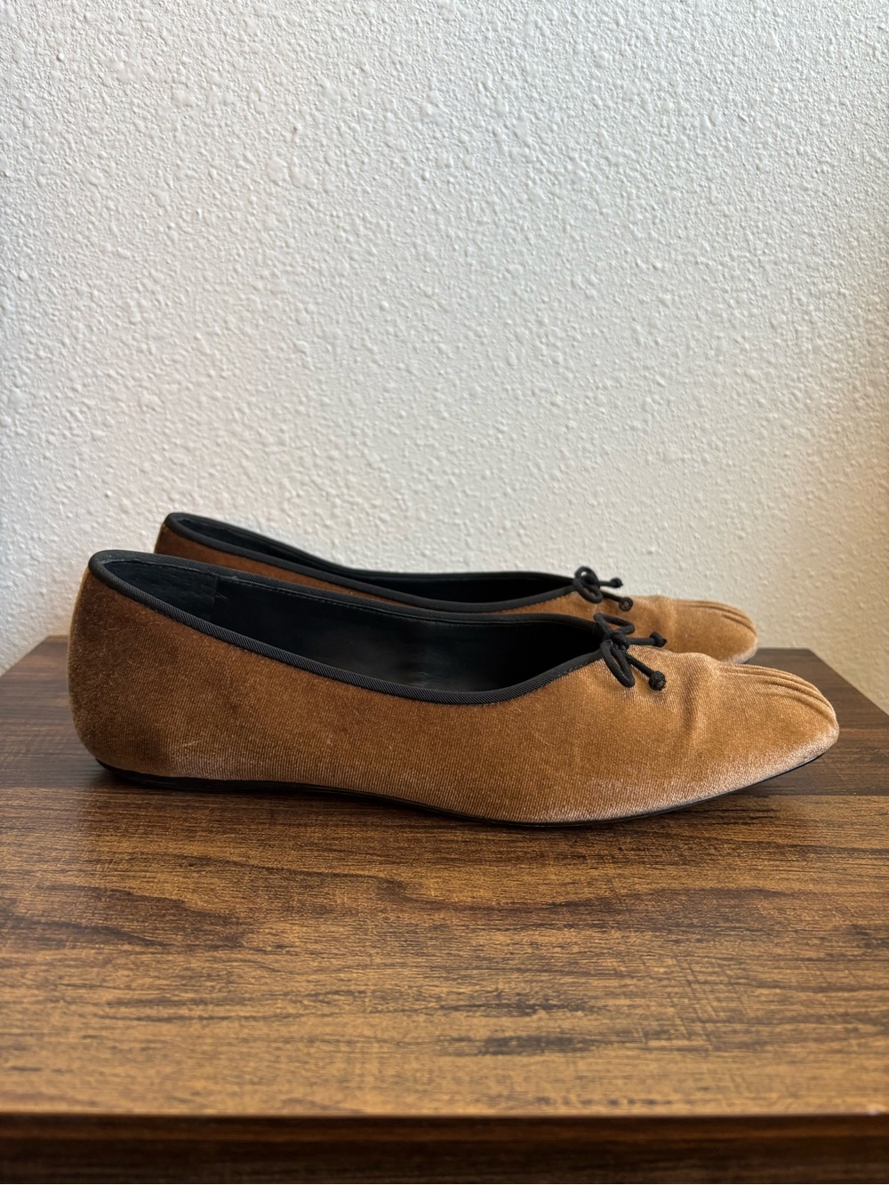 Antonio Melani x Courtney Grow James Velvet Bow Ballet Flats - Picture 3 of 6